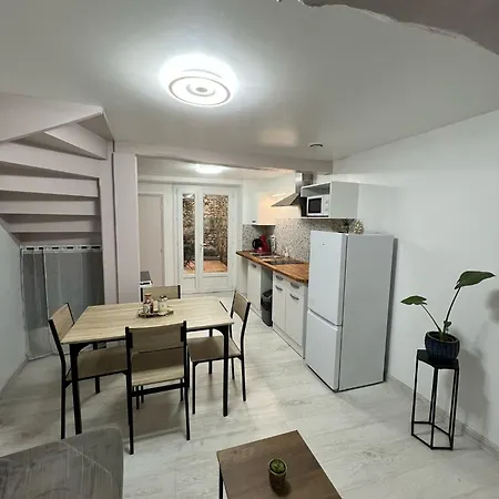 Charmante Maison Renovee 펜션 네라끄